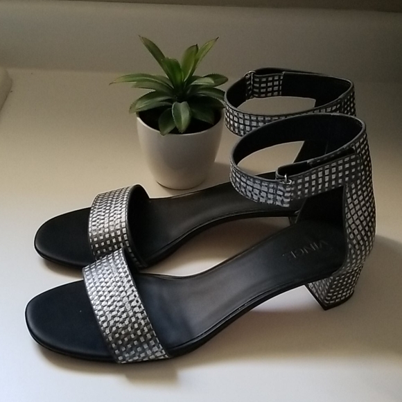 Vince Rita Block Heel Sandals - Picture 5 of 8